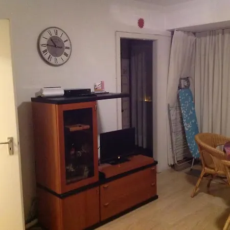 Studio Budget אוסטנדה